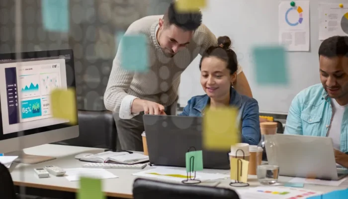 Vale a pena investir em uma agência de marketing digital para pequena empresa? Descubra aqui